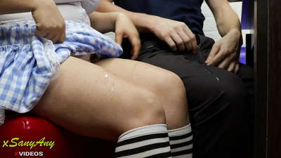 تلميذة شابة تستمني لزميلها في الواجبات المنزلية- xsanyAny